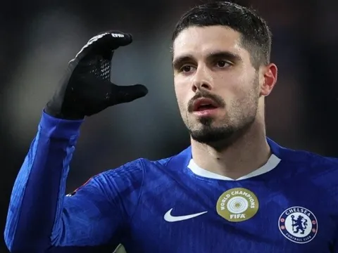 Pedro Neto khẳng định đẳng cấp với hattrick vào lưới Hull City