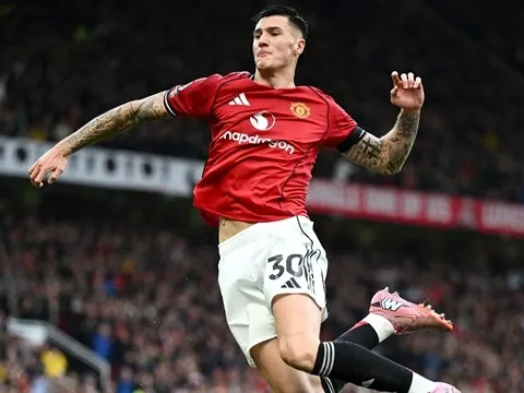 Kỷ luật và thiền định tạo nên sự lột xác của Benjamin Sesko