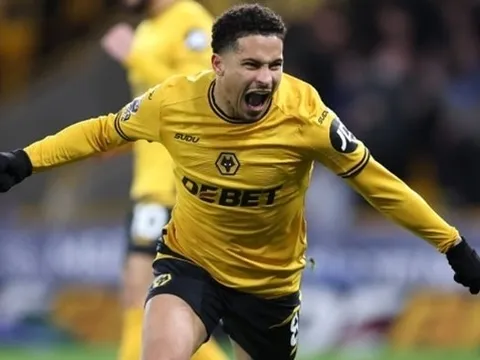 MU rộng cửa đón Joao Gomes khi tiền vệ này từ chối về Brazil