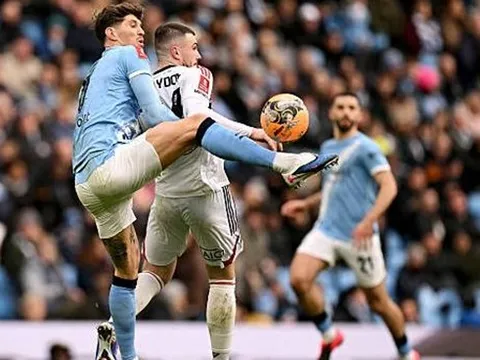 Man City thắng tẻ nhạt nhưng John Stones vẫn quá đẳng cấp