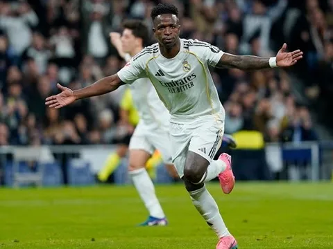 Arbeloa khẳng định Vinicius hay nhất thế giới