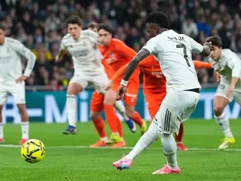 Arbeloa tìm ra công thức giúp Vinicius bùng nổ