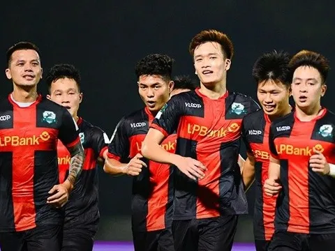 Ninh Bình của Hoàng Đức thắng hủy diệt 18-2 trước Tết