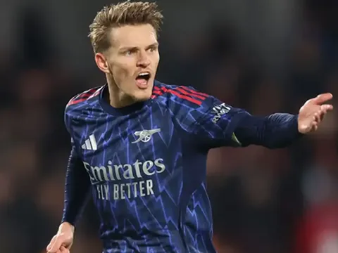 Arsenal thở phào với chấn thương của Odegaard