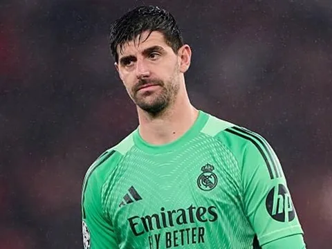 Courtois cảnh báo Real Madrid trước đại chiến Benfica