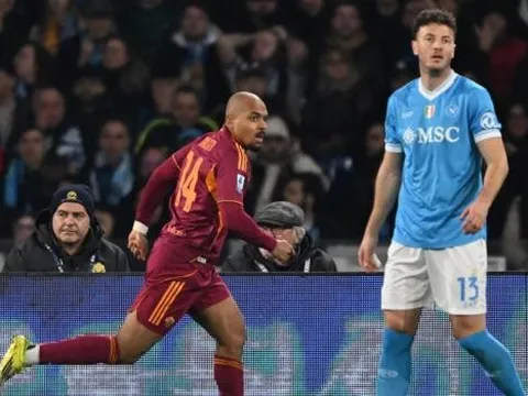 Malen lập cú đúp, tân binh Santos cứu Napoli thoát thua phút 82