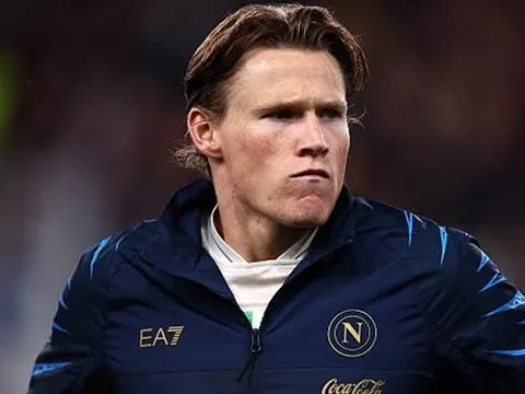 Napoli đàm phán gia hạn hợp đồng với McTominay đến năm 2030