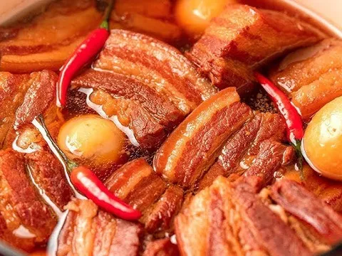 Cách nấu thịt kho tàu nhanh nhừ, không bị ngán