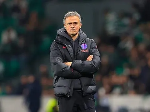 "Vương miện" Champions League đang đè nặng lên đôi vai PSG