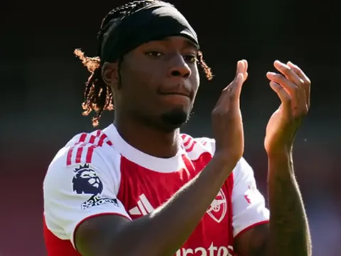 Madueke ủng hộ fan Arsenal mơ về danh hiệu