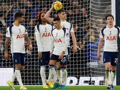 Tottenham đối mặt thảm họa tài chính nếu xuống hạng