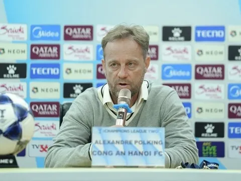 HLV Polking thừa nhận sai lầm khiến CAHN bị xử thua 0-3