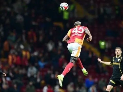 Galatasaray lập 5 kỷ lục sau màn vùi dập Juventus 5-2