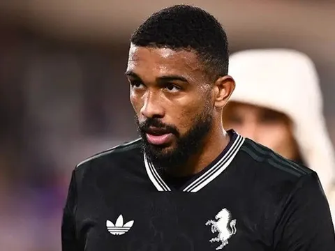 Mất Bremer, Juventus sụp đổ thua ngược 2-5