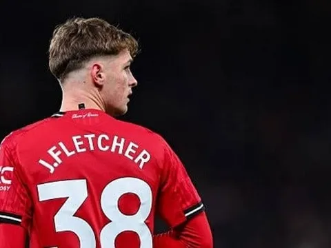 Lộ diện 10 thần đồng giúp Man Utd không cần mua thêm tiền vệ