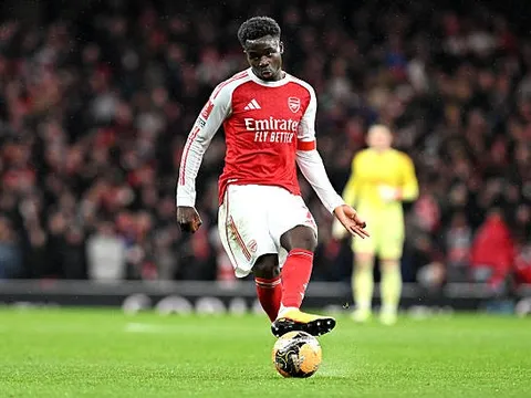 Saka bị đánh giá thấp hơn thần đồng Chelsea