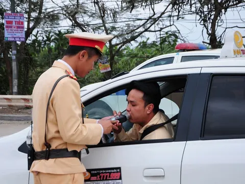 Mùng 2 Tết, hơn 2.800 người vi phạm nồng độ cồn bị xử lý