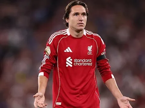 Liverpool ra giá 17 triệu euro bán Chiesa cho West Ham