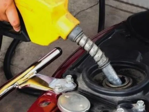 5 cách đổ xăng tiết kiệm: Đổ ở đâu cũng được giá hời, không lo bị “qua mặt”