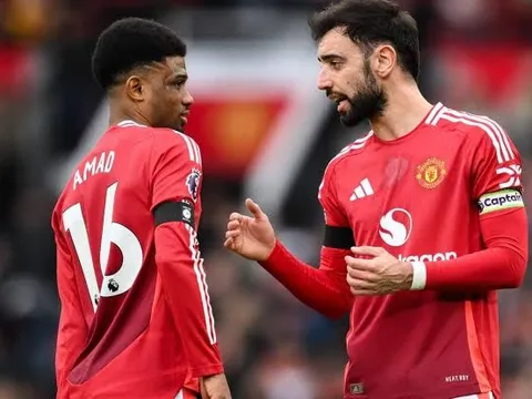 Amad Diallo tiết lộ hành động đẹp của Bruno Fernandes
