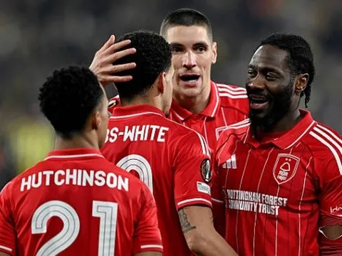 Vitor Pereira giúp Forest tạo địa chấn trên đất Thổ Nhĩ Kỳ