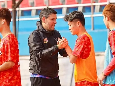 Các CLB V-League đồng loạt hội quân khai xuân mùng 4 Tết