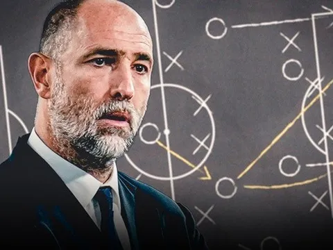 Canh bạc 3 trung vệ của Tudor trước Arsenal