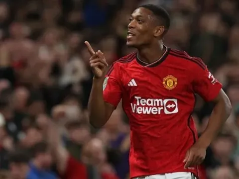 MU từng có một Martial được kỳ vọng giành Quả bóng Vàng