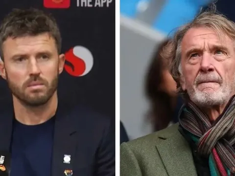 Carrick bảo vệ phòng thay đồ MU sau vụ Sir Jim vạ miệng