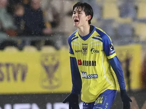 Chelsea tranh sao trẻ Keisuke Goto với Tottenham