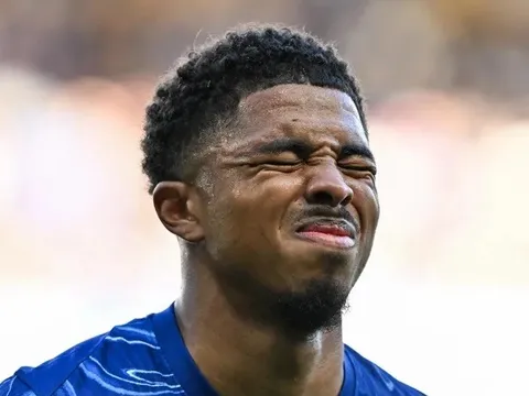 Chelsea mất Fofana ở đại chiến Arsenal vì thẻ đỏ