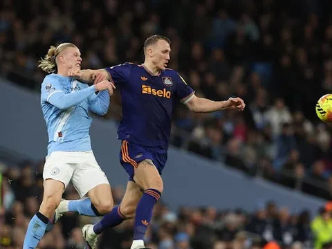 Quái vật Haaland không cần gầm vang vẫn đáng sợ