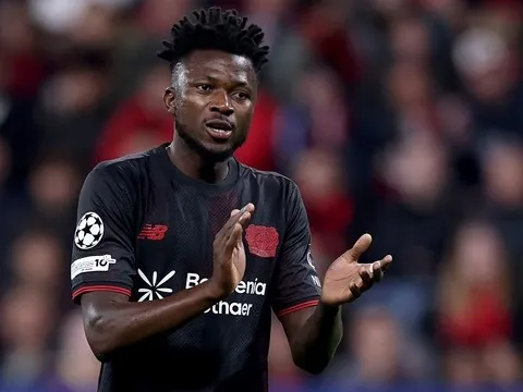 Man Utd đấu Liverpool vụ Tapsoba 52 triệu bảng