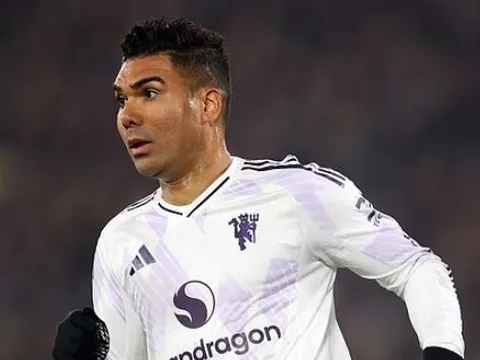 Casemiro đàm phán gia nhập Inter Miami để sát cánh cùng Messi