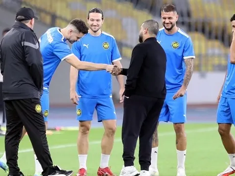 Malaysia dùng ngoại binh mới thay dàn nhập tịch lậu đấu Việt Nam