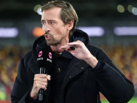 Peter Crouch và dàn chuyên gia tin Liverpool sẽ hạ gục Forest
