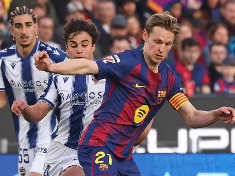 Cỗ máy đếm nhịp De Jong giúp Barca bóp nghẹt Levante