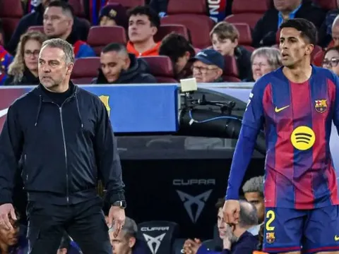 Cancelo tỏa sáng, Flick vẫn chưa chốt suất đá chính