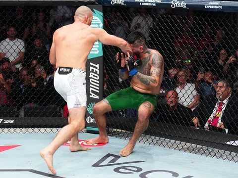 Sean Strickland hạ knock-out Anthony Hernandez, công khai thách đấu Khamzat Chimaev