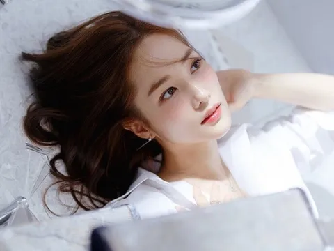 Phụ nữ ơi! Hãy sống cho cuộc đời thật tươi đẹp, thật rực rỡ như một đóa hoa