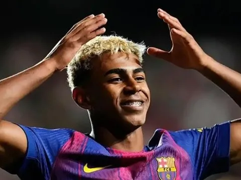 Laporta xác nhận từ chối bán Yamal với giá 250 triệu euro