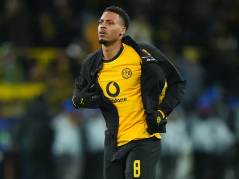 Thay Casemiro, MU nhắm bộ đôi giá 142 triệu bảng