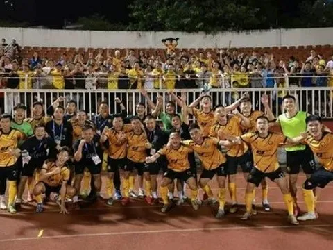 Thanh Hóa buộc phải chi tiền gỡ án FIFA để tự cứu mình