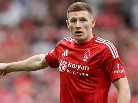 Romano xác nhận Manchester United săn 2 tiền vệ