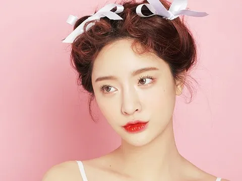 Cách trang điểm đẹp, bền màu và không bị lem khi hoạt động ngoài trời