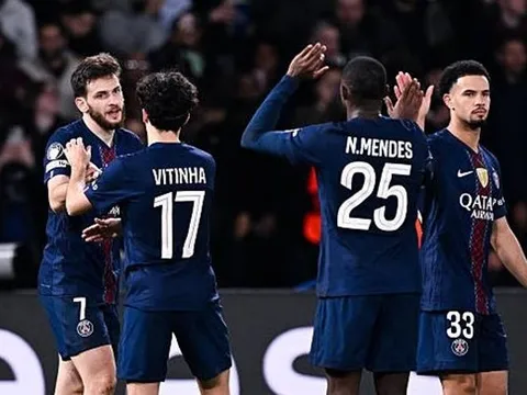 Hòa kịch tính Monaco, PSG vào vòng 16 đội Champions League