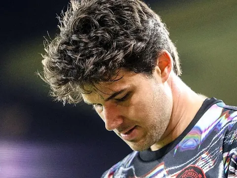 Senne Lammens và nghệ thuật dập tắt hỗn loạn trong vòng cấm Man Utd