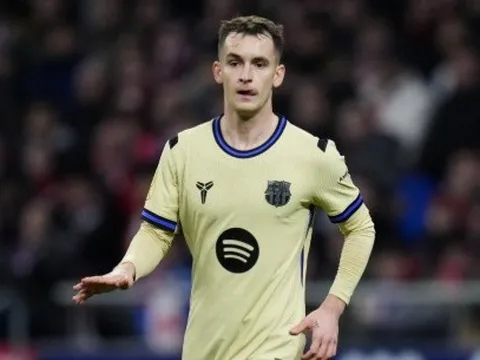 Barcelona gia hạn hợp đồng với Marc Casado đến năm 2030