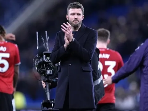 Romano hé lộ hai yếu tố định đoạt tương lai hàng tiền vệ MU