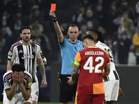 Góc khuất sau cú ngã của bóng đá Ý